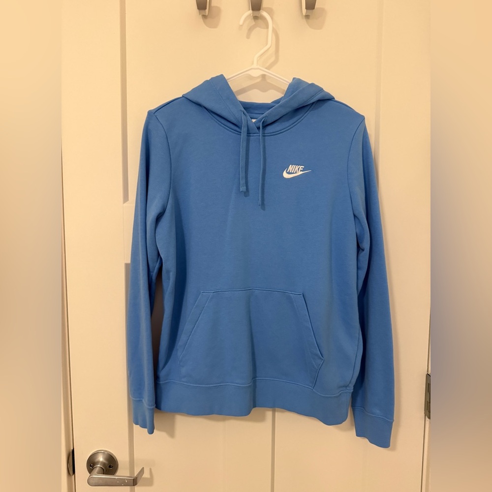 Nike Light Blue Hoodie – Women’s Small